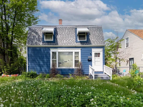 3935 North 30th STREET, Milwaukee, WI 53216