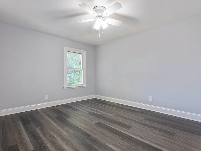 4711 Navarro Ave — Photo 5