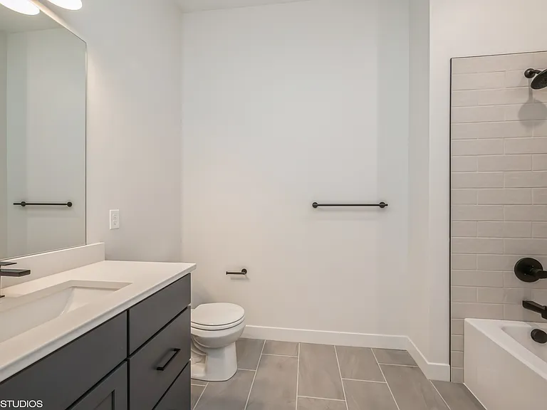 Fulton Lofts — Photo 17