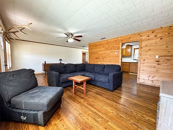 5th image of 1207 Taylor Ave