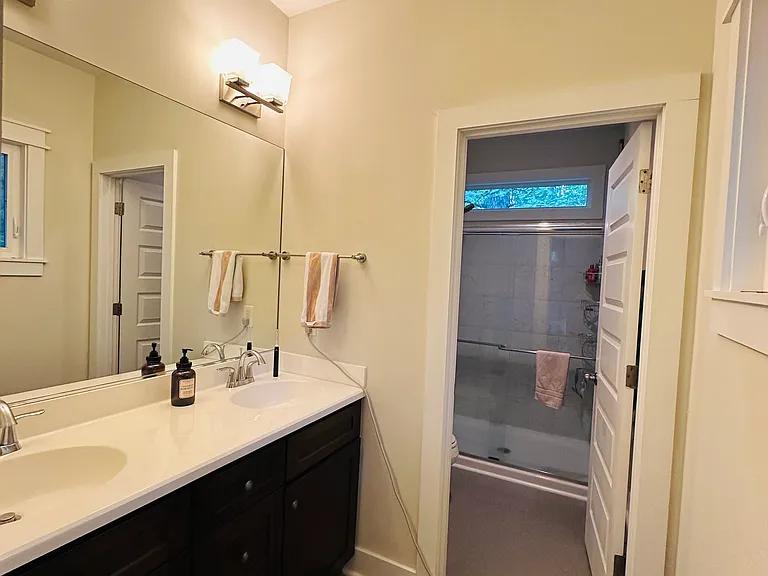 2427 Winburn Ave — Photo 31
