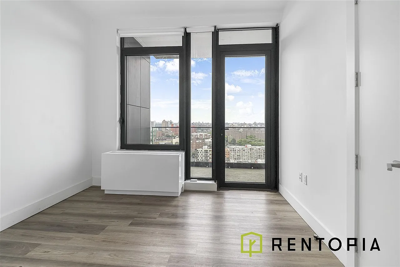 224 East 135th Street — Photo 4
