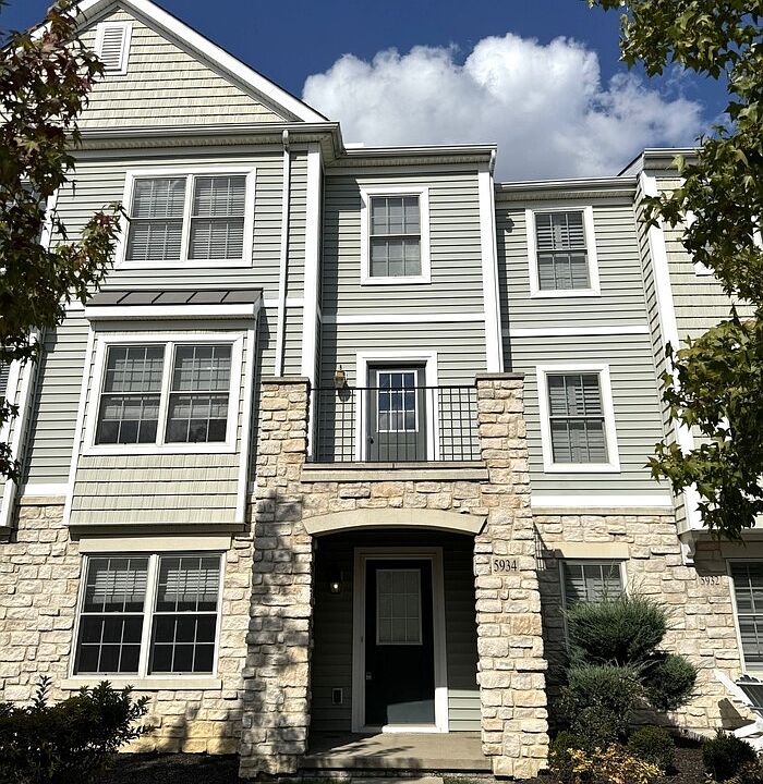 1st image of 5934 Winberry Creek Dr