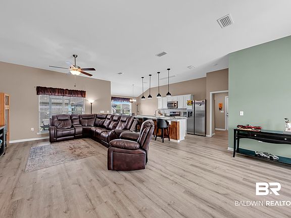 4th image of 21721 Frankfort Ct