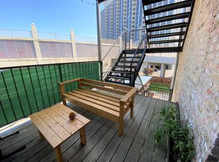 CULLOM 920, Chicago, IL 60613
