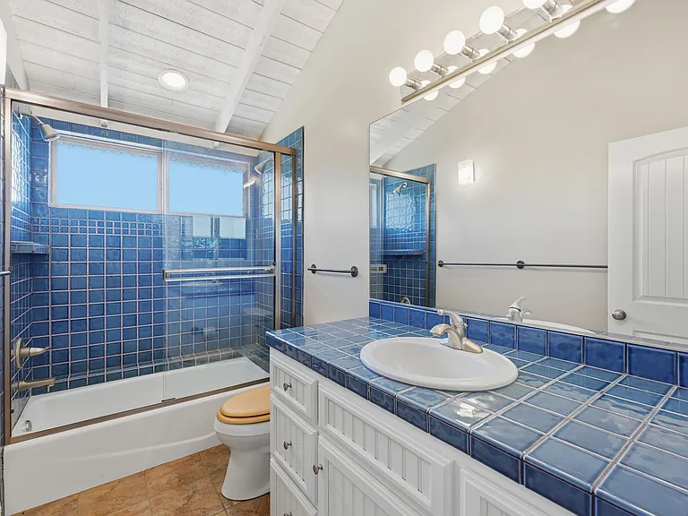 1585 Tecalote Dr — Photo 42