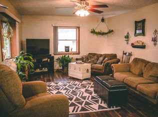 319 Vandalia St, Lapaz, IN 46537
