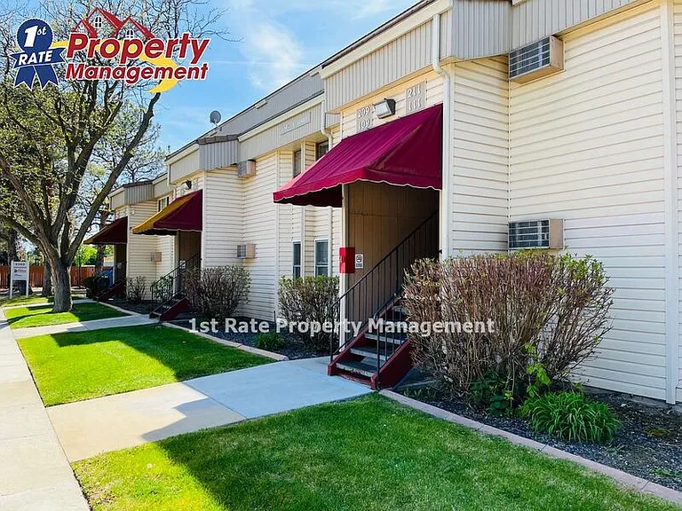 Bond Apartments — Photo 75