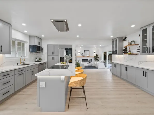 1716 Sundown Ln, San Jose, CA 95127