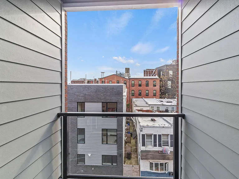 2624 Trenton Ave #204 — Photo 19