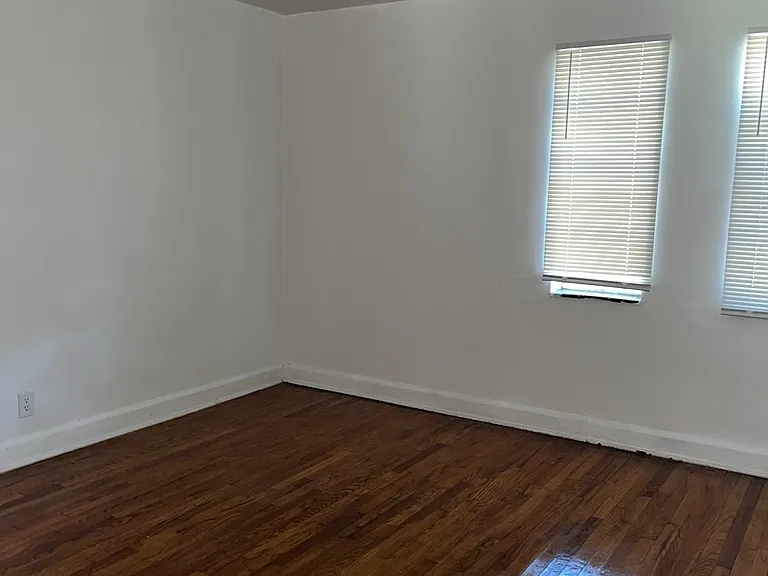9311 Bedford St — Photo 5