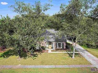5622 Sophie Anne Dr, Zachary, LA 70791
