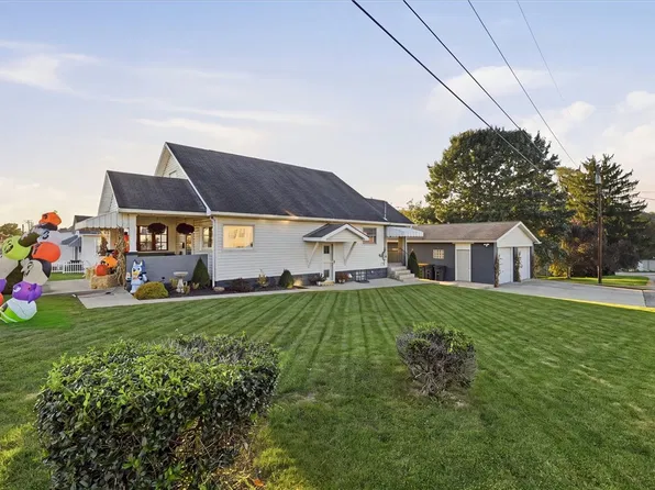 1115 Brown St, Belle Vernon, PA 15012