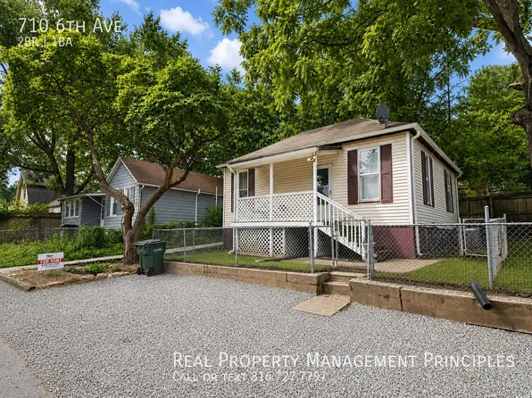 710 6th Ave, Leavenworth, KS 66048