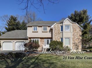 23 Van Hise Ct, East Brunswick, NJ 08816