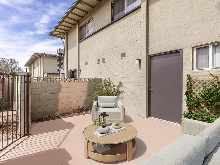 5726 N Black Canyon Hwy — Photo 23