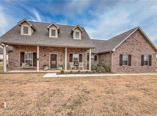 1700 Shook Dr, Cave Springs, AR 72718