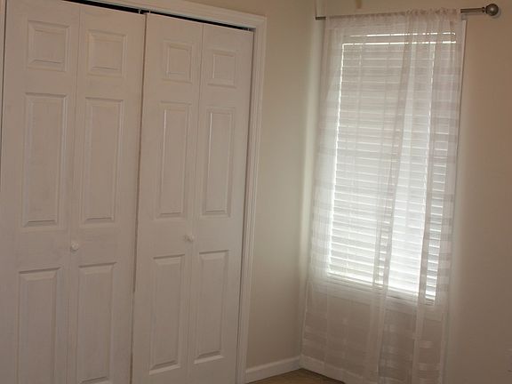 4th image of 425 Beauregard Cir