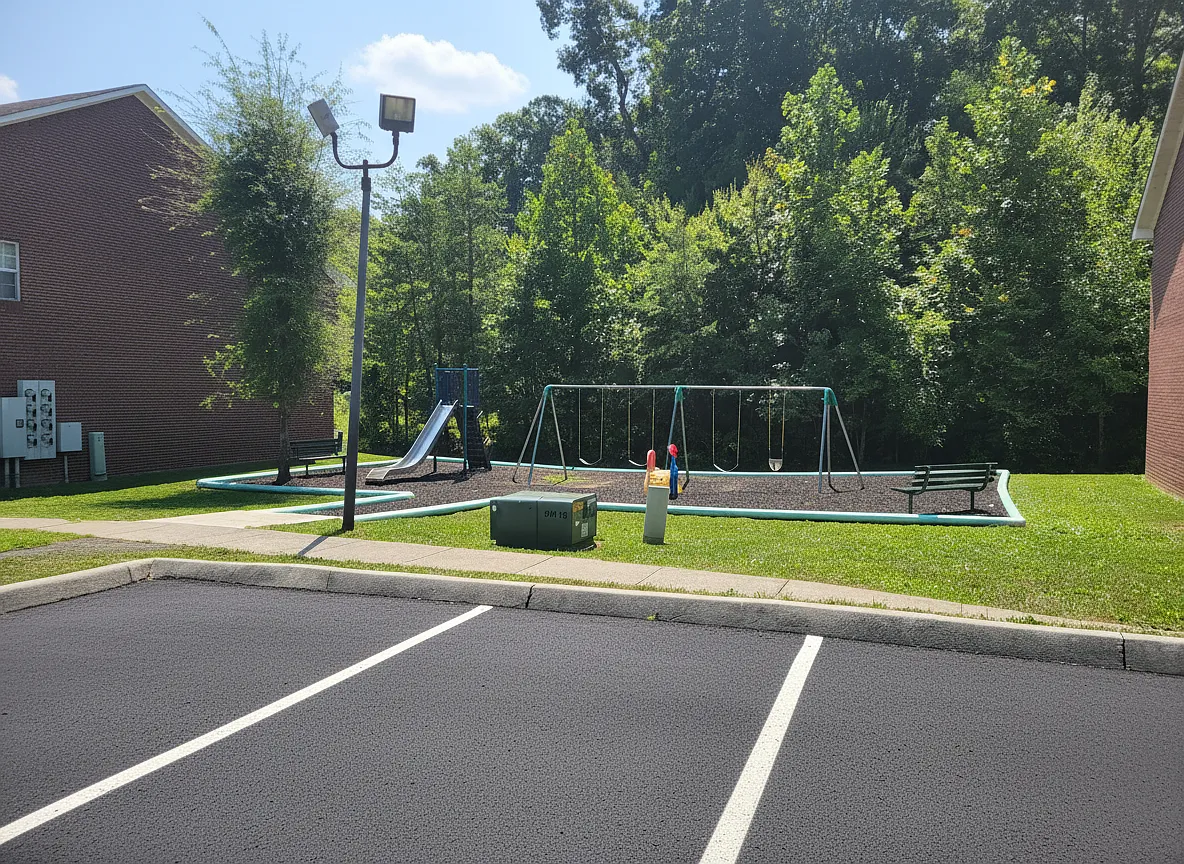 Suncrest Estates — Photo 2