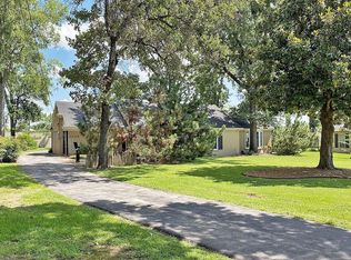 1015 Crestway Dr, Athens, TX 75751