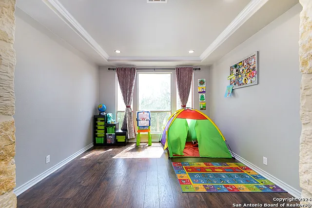 19434 Gran Roble — Photo 26