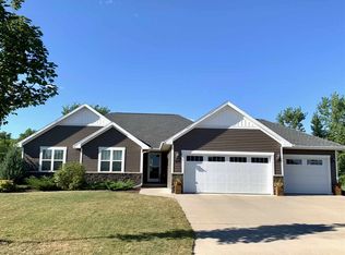 3110 Gardenia Dr, Appleton, WI 54913