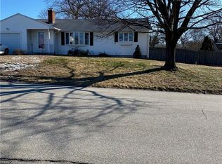24 Bretton Woods Dr, Attleboro, MA 02703