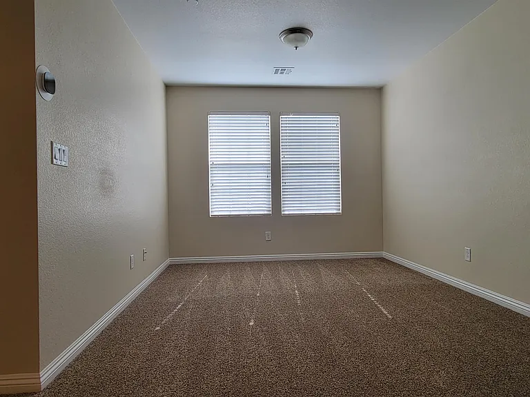 3001 Camino Sereno Ave #1 — Photo 11