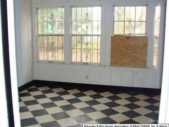 5th image of 4035 Clayton St