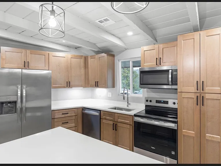 6208 Dark Hollow Rd — Photo 6