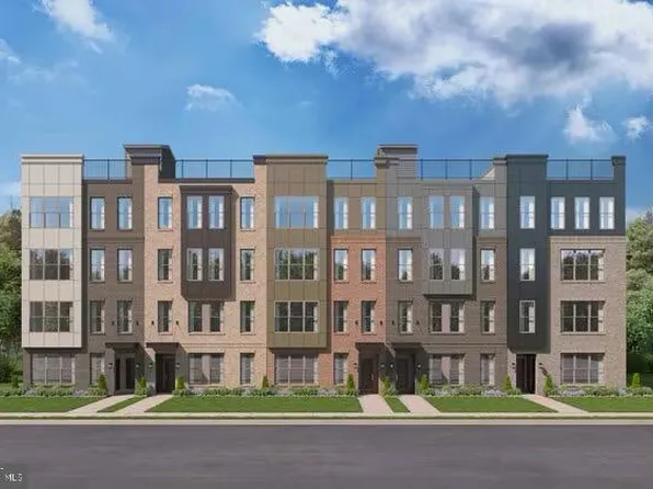 13842 Quartz Ave, Woodbridge, VA 22193