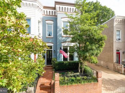 819 11th St NE, Washington, DC, 20002