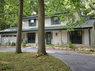 N76W22330 Cherry Hill Rd, Lisbon, WI