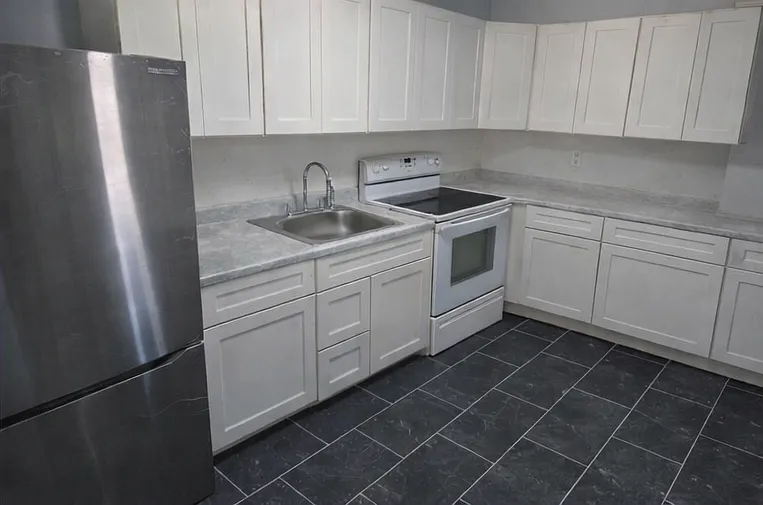 8142 Del Haven Rd — Photo 7