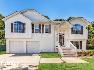 10668 Daisy Cv, Hampton, GA 30228