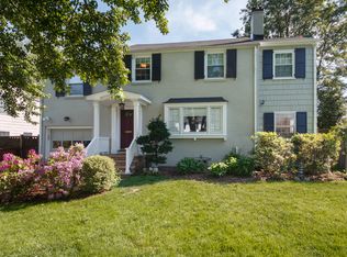 2 Meadowbrook Rd, Short Hills, NJ 07078