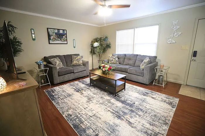 4303 Aggie Rd — Photo 3