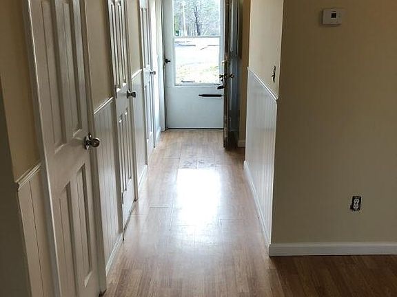 5th image of 1 Max Place