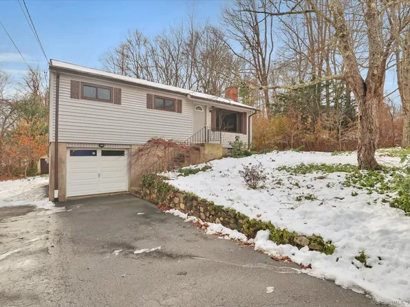18 Carolyn Drive, Hebron, CT 06248
