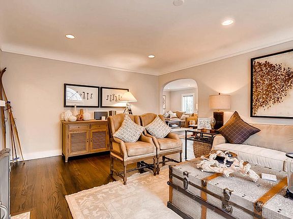 Main Level - Living Room