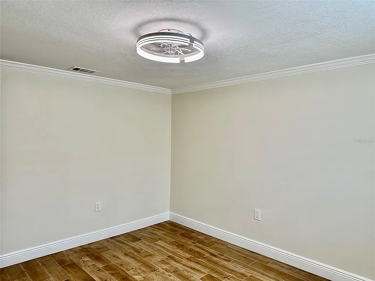 4946 Allner St — Photo 34