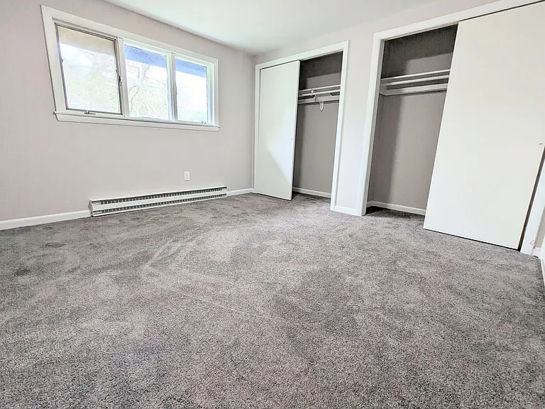 28 Wesley St — Photo 13