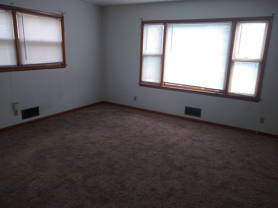 2nd image of 4019 N 86th St