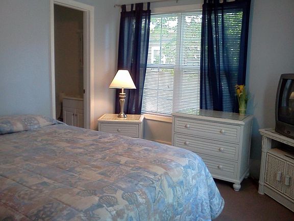 4th image of 311 24th St APT 1