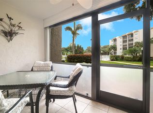 3930 Inverrary Blvd APT 104-D, Lauderhill, FL 33319