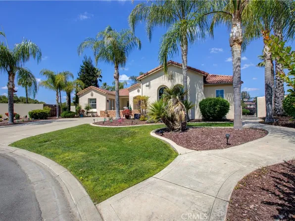 8020 Lake Shore Dr, Chowchilla, CA 93610