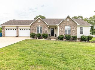 275 Forest Meadow Dr, Poplar Bluff, MO 63901