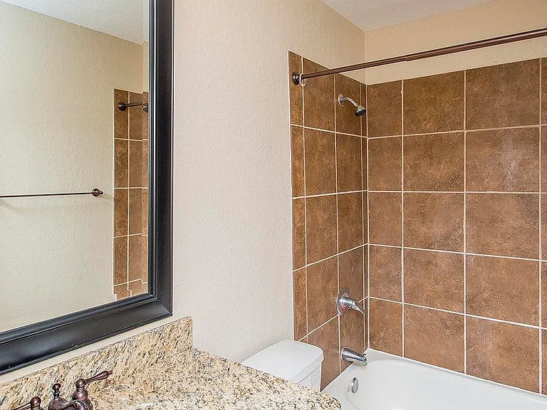 10280 W Winston Ave #10 — Photo 8
