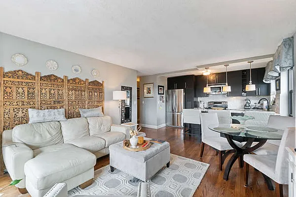 Rented by Daniel Gale Sotheby's International Realty | media 35