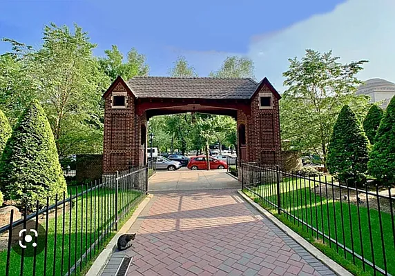 Rented by Abba Realty Associates INC | media 7